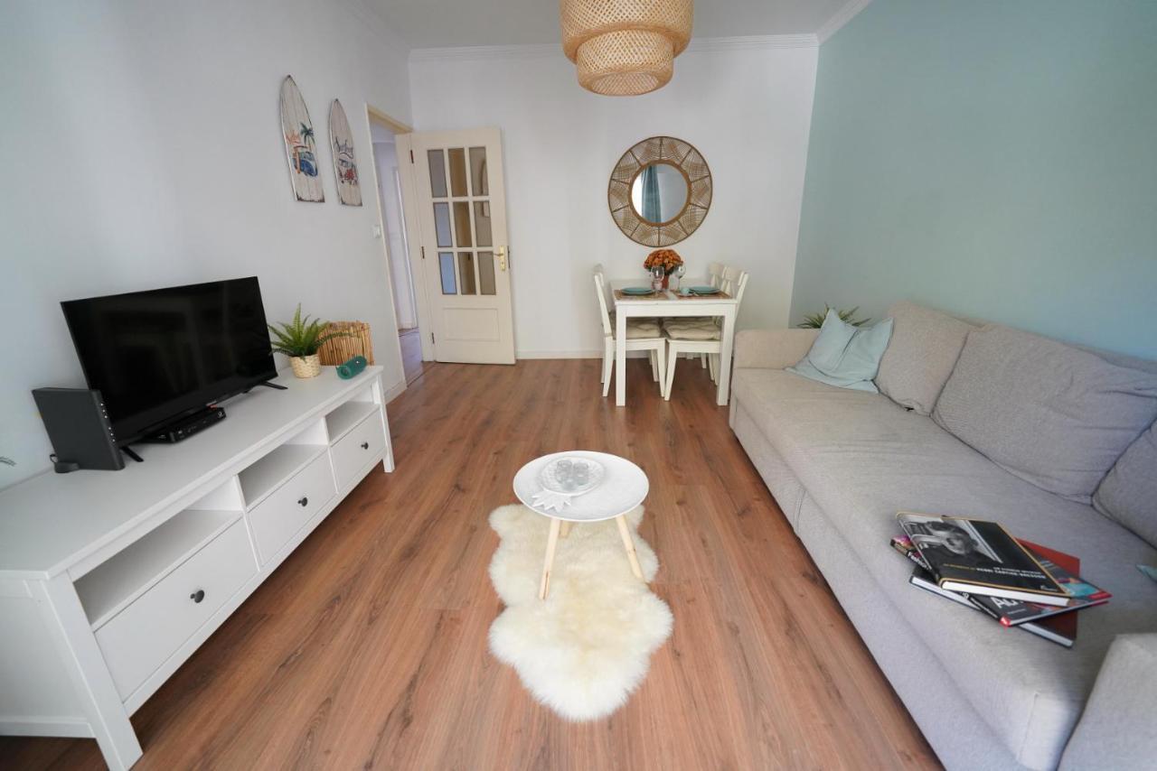 Cascais 2 Bedroom Apartment With Sunny Terrace Exterior photo
